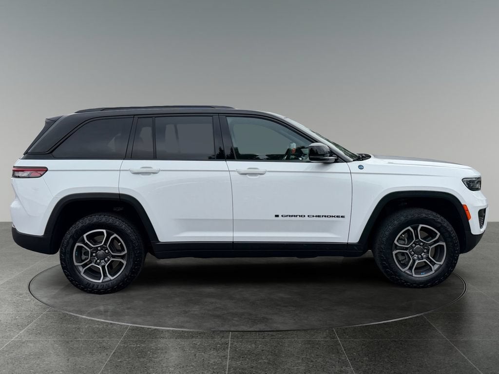 2022 Jeep Grand Cherokee 4xe Trailhawk 4x4