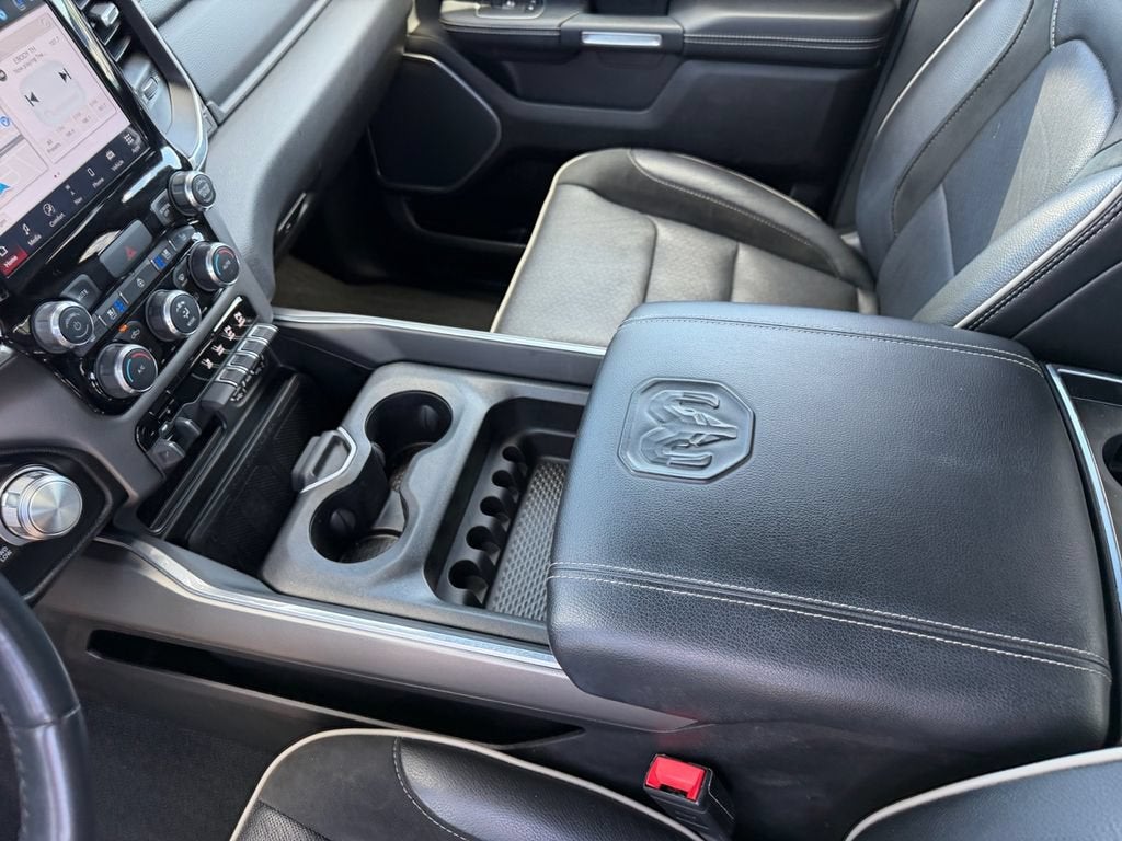 2022 RAM 1500 Laramie Crew Cab 4x4 5'7" Box