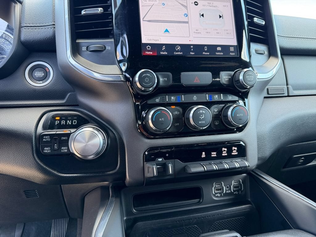 2022 RAM 1500 Laramie Crew Cab 4x4 5'7" Box