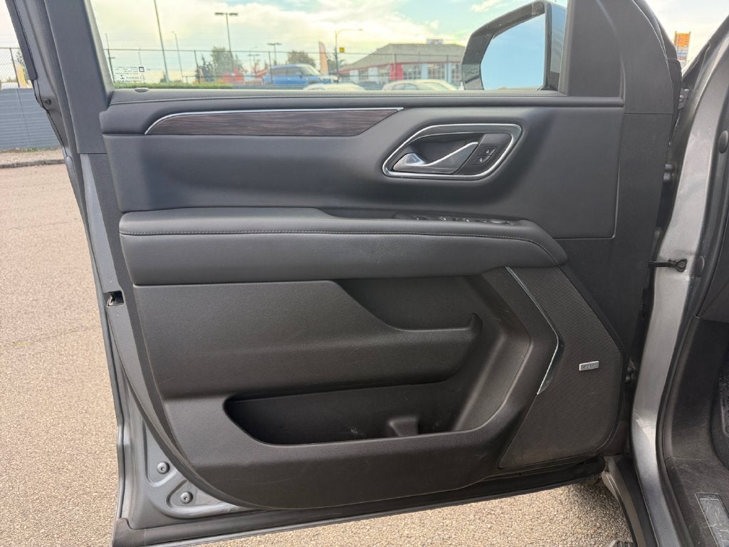 2022 Chevrolet Suburban LT