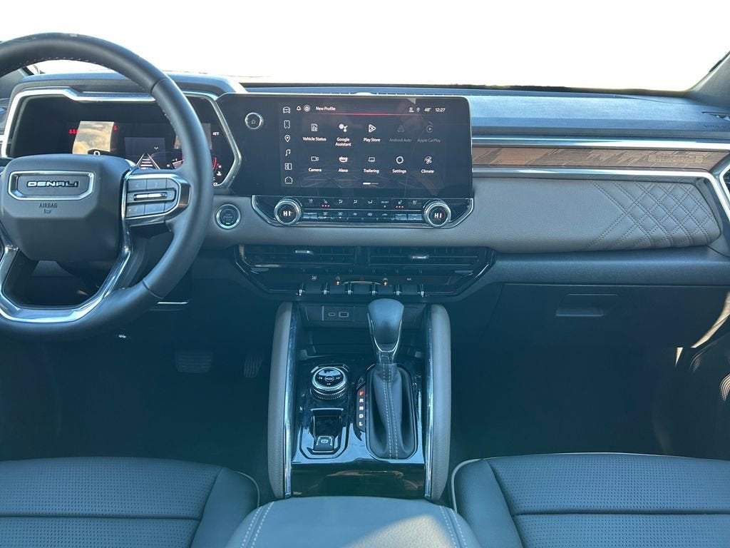 2025 GMC Canyon Denali