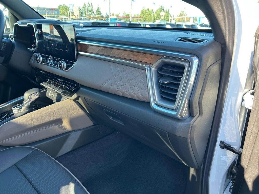 2025 GMC Canyon Denali