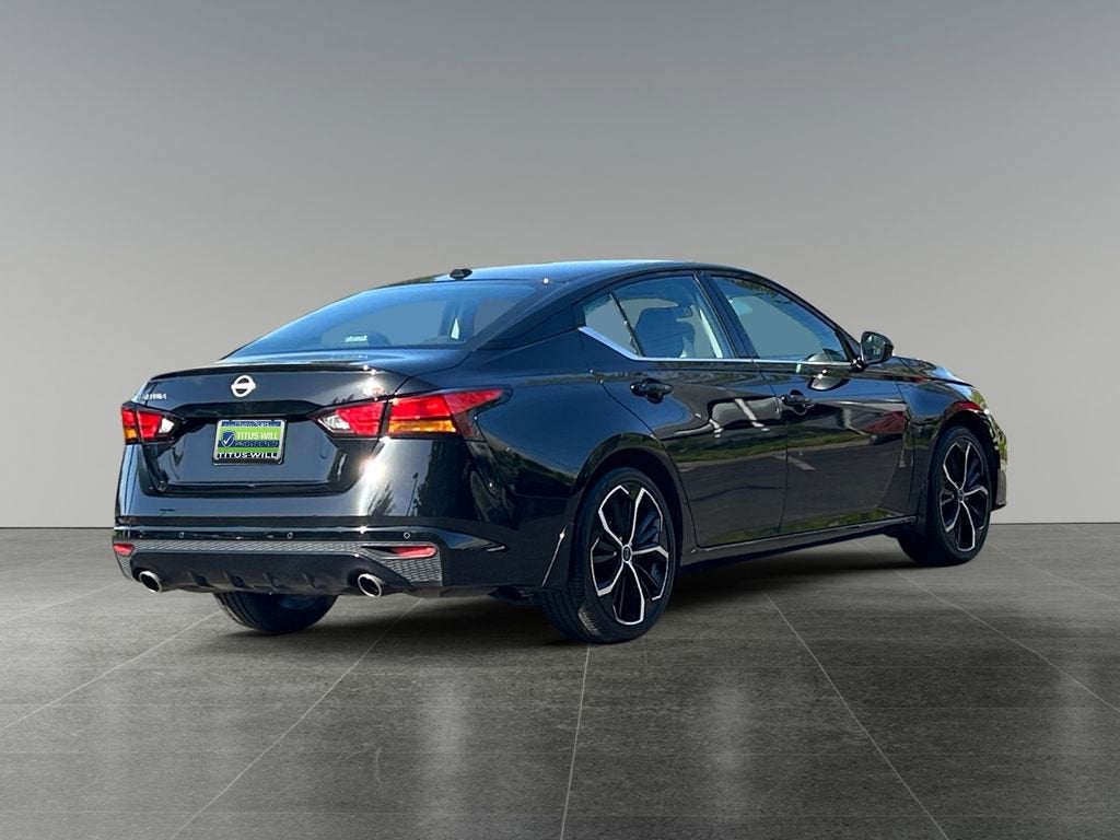2025 Nissan Altima SR