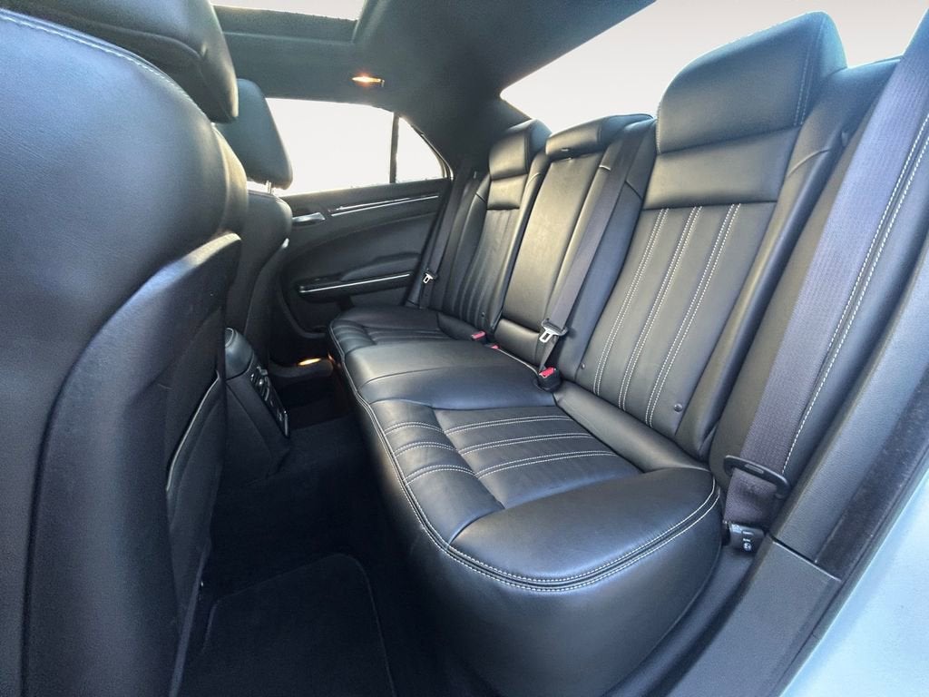 2022 Chrysler 300 300S