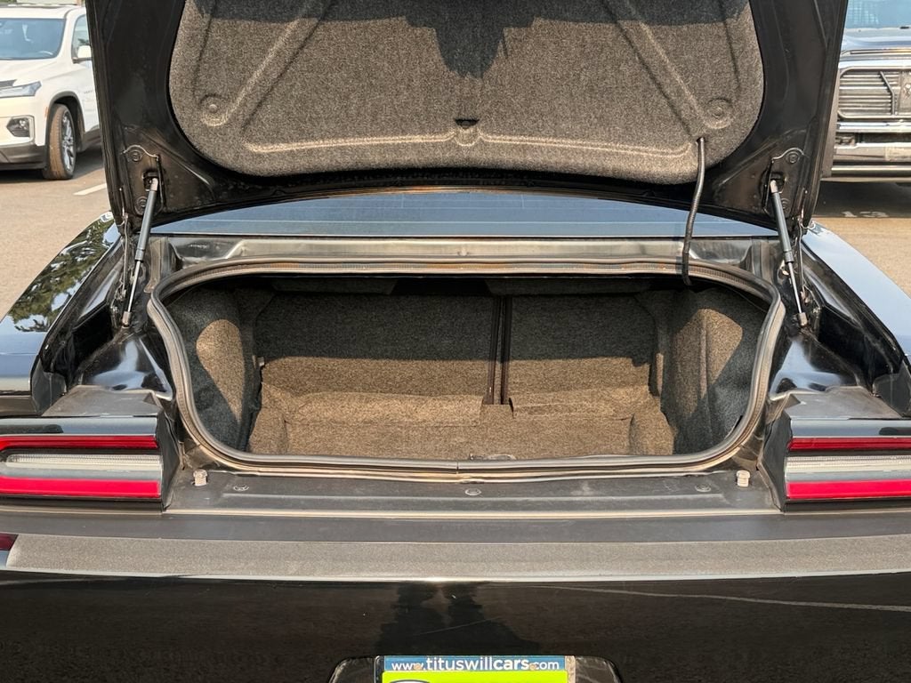 2016 Dodge Challenger SXT