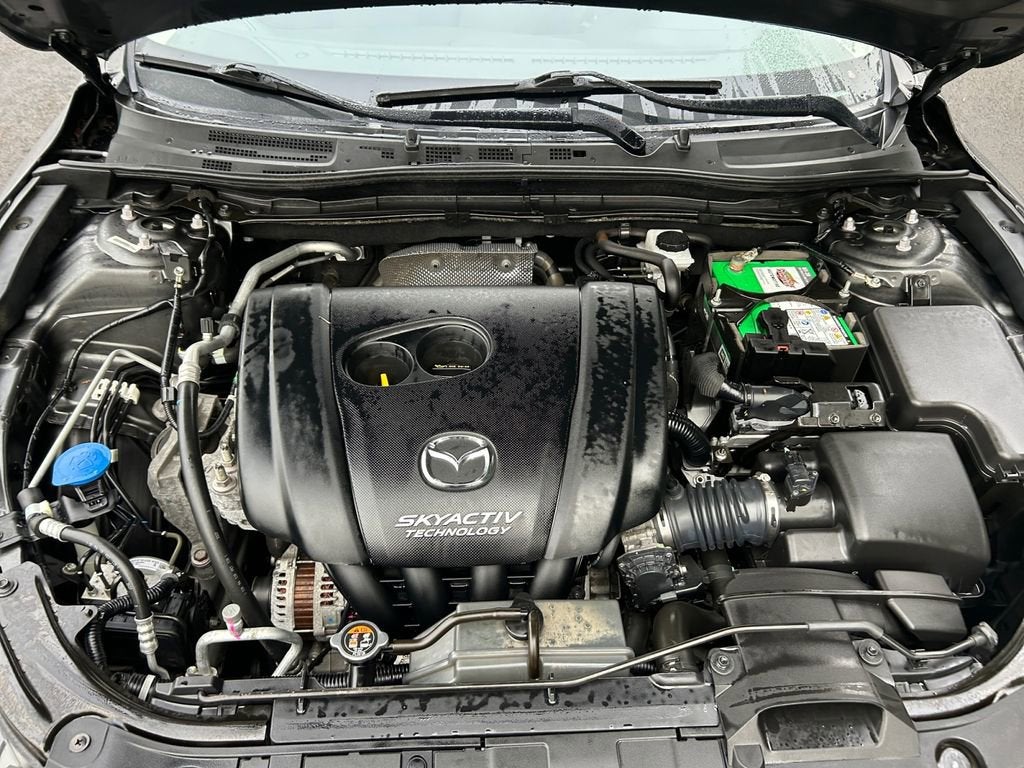 2018 Mazda Mazda3 5-Door Sport