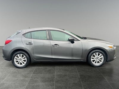 2018 Mazda Mazda3 5-Door Sport