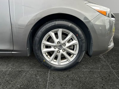 2018 Mazda Mazda3 5-Door Sport