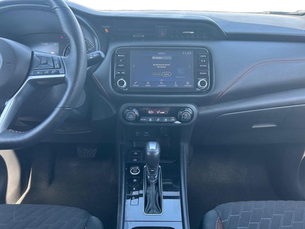 2021 Nissan Kicks SR