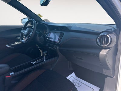 2021 Nissan Kicks SR