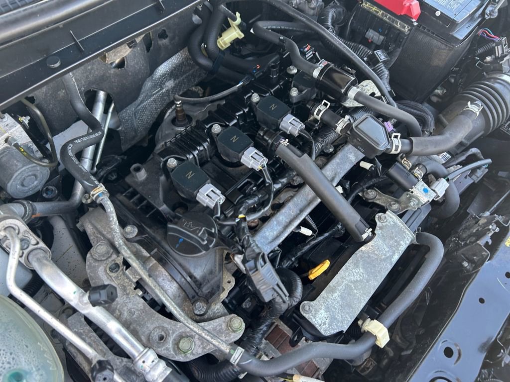 2021 Nissan Kicks SR