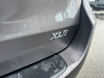 2019 Toyota Sienna XLE Auto Access Seat