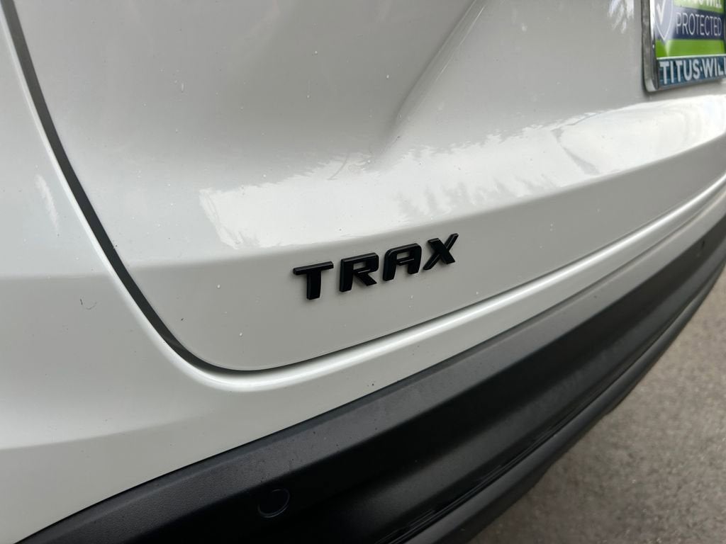 2025 Chevrolet Trax LS