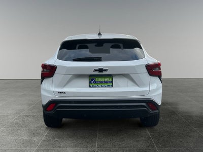 2025 Chevrolet Trax LS