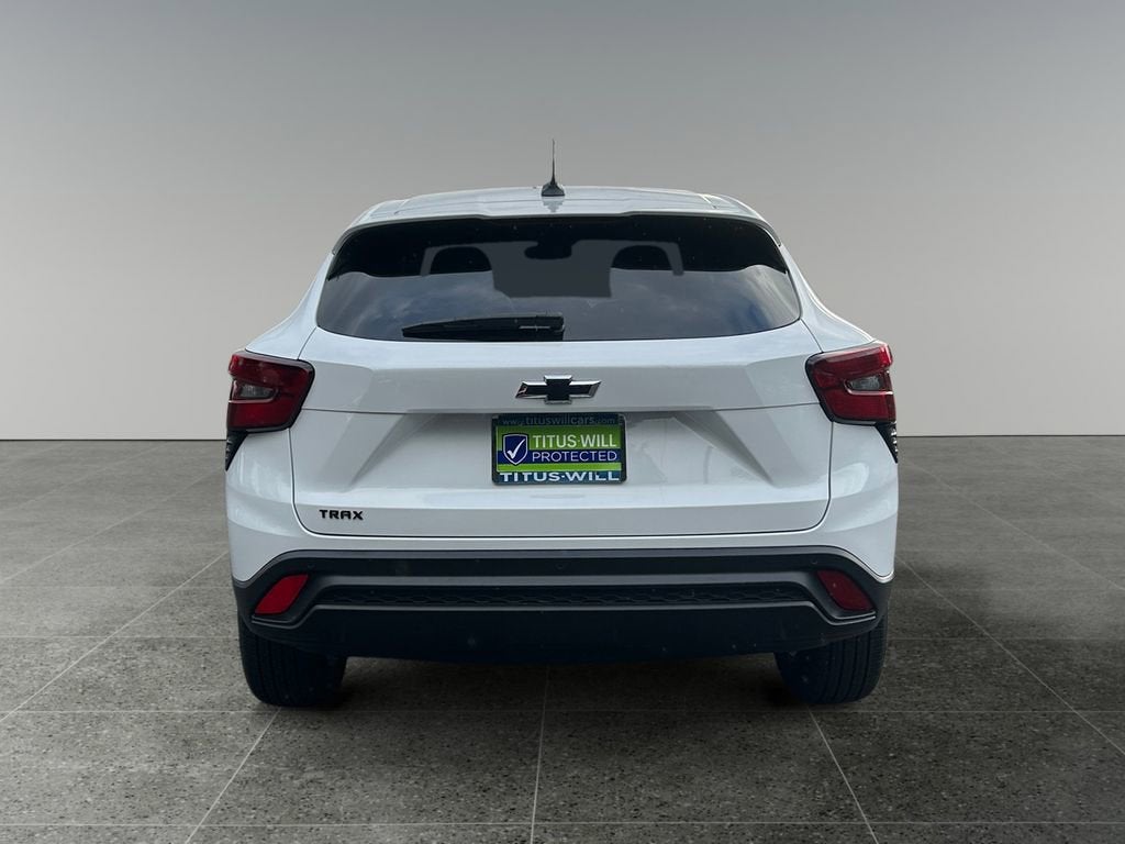 2025 Chevrolet Trax LS