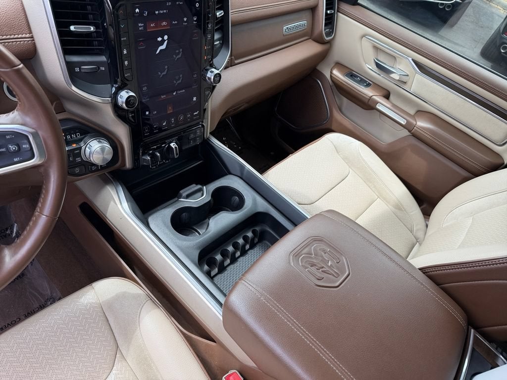2021 RAM 1500 Laramie Crew Cab 4x4 5'7" Box