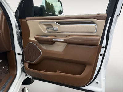 2021 RAM 1500 Laramie Crew Cab 4x4 5'7" Box