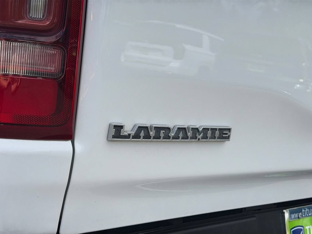 2021 RAM 1500 Laramie Crew Cab 4x4 5'7" Box