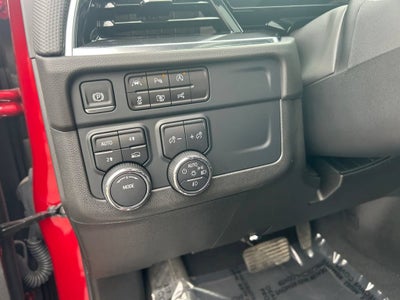 2025 Chevrolet Suburban RST