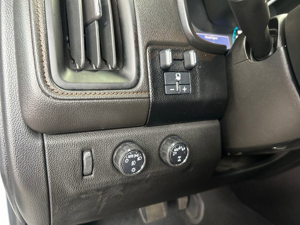 2021 GMC Canyon AT4 - Leather