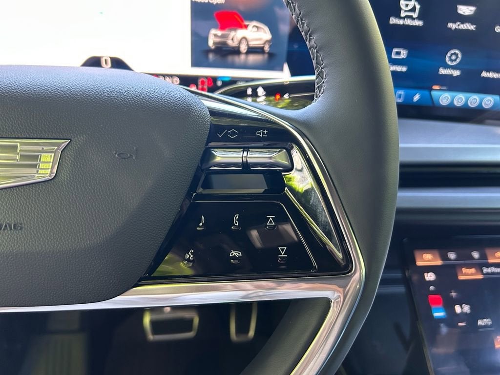 2026 Cadillac VISTIQ Luxury