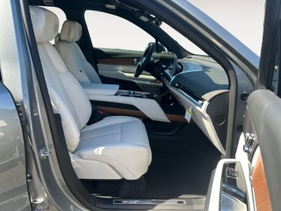 2026 Cadillac VISTIQ Luxury