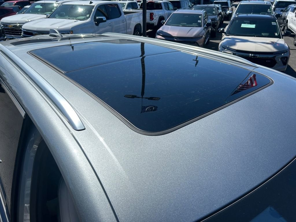 2026 Cadillac VISTIQ Luxury