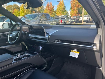 2026 Cadillac VISTIQ Platinum