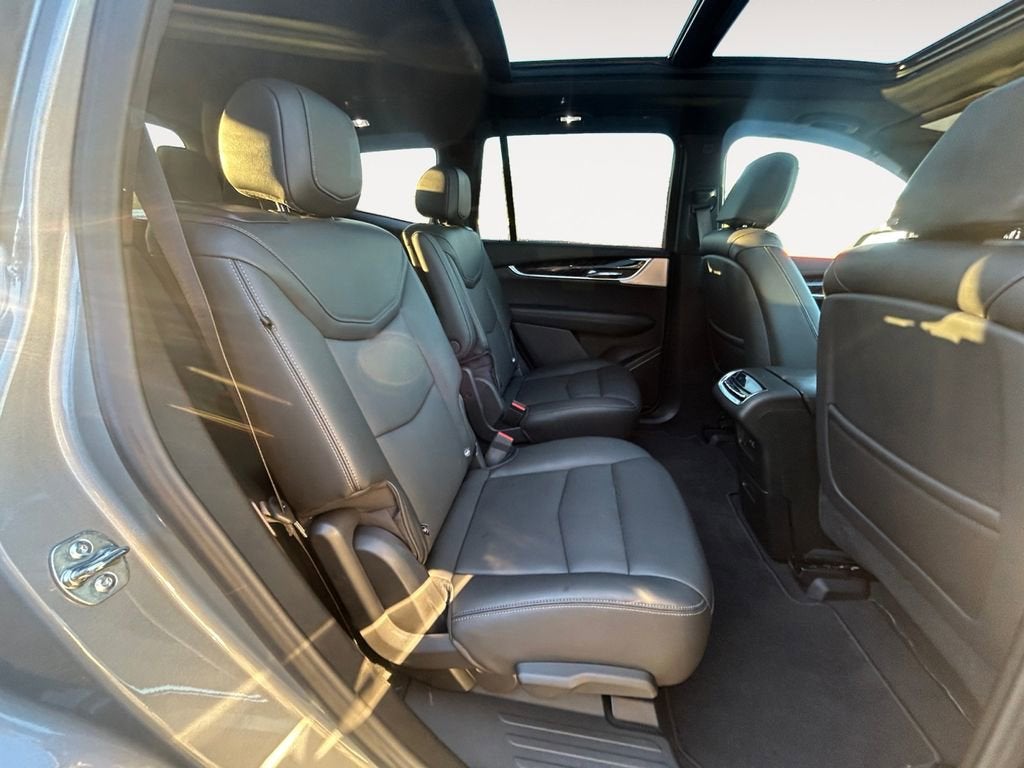 2025 Cadillac XT6 Premium Luxury