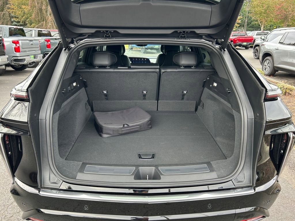 2026 Cadillac LYRIQ Premium Luxury