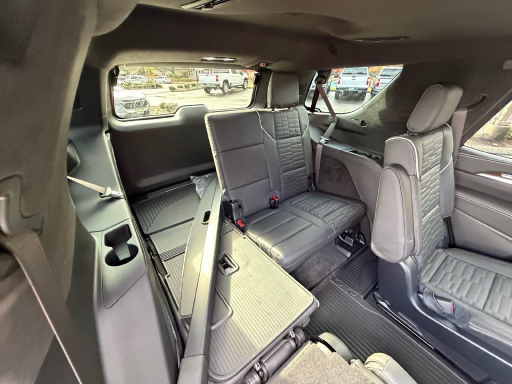 2027 Cadillac Escalade 4WD Platinum Sport