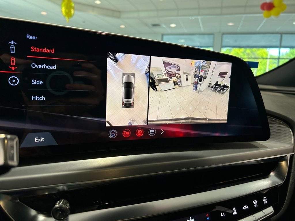 2026 Cadillac LYRIQ V-Series Premium