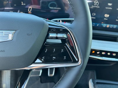 2025 Cadillac OPTIQ Luxury 1