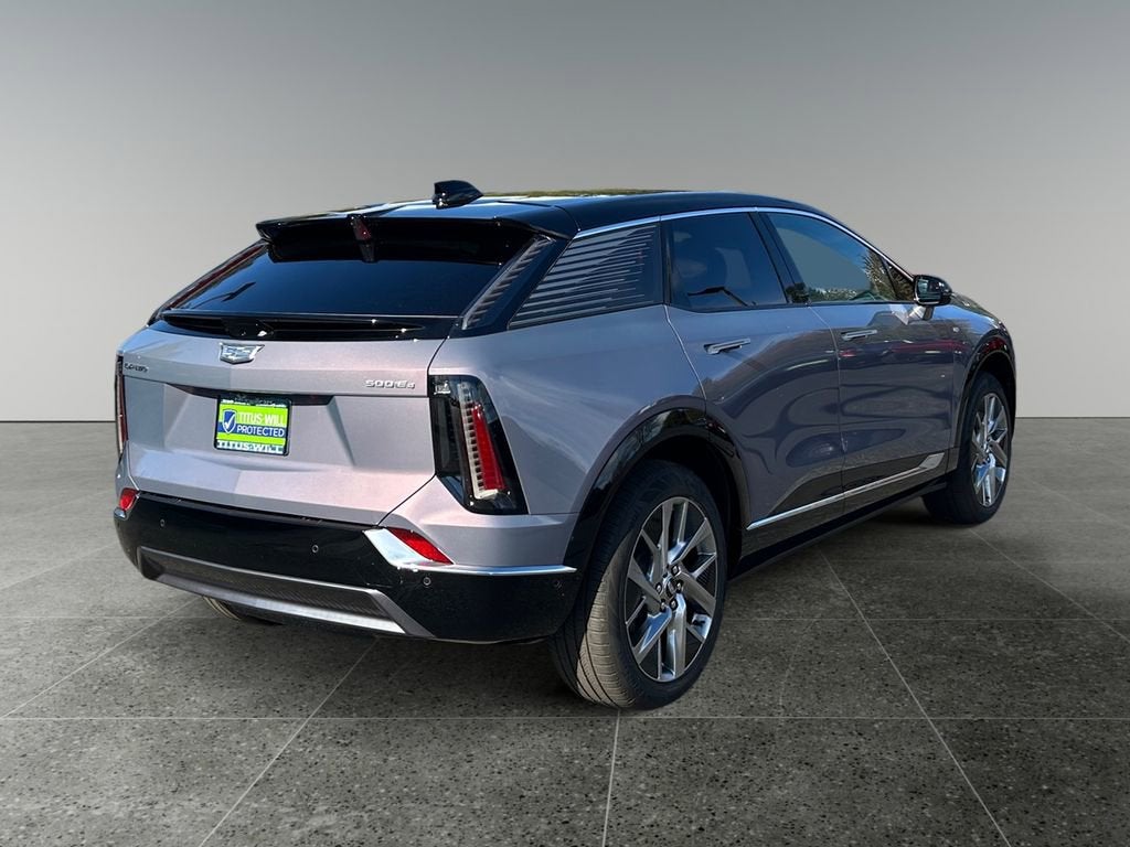 2025 Cadillac OPTIQ Luxury 1