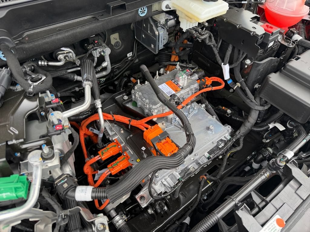 2027 Cadillac OPTIQ Sport - Photo 30