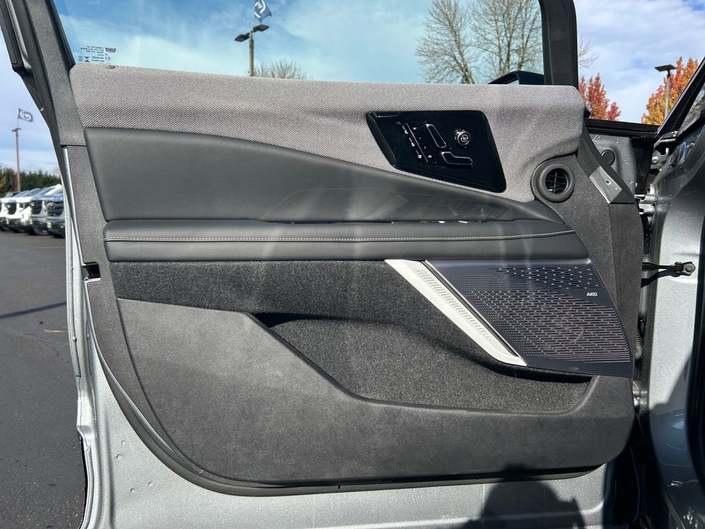 2025 Cadillac OPTIQ Sport 2