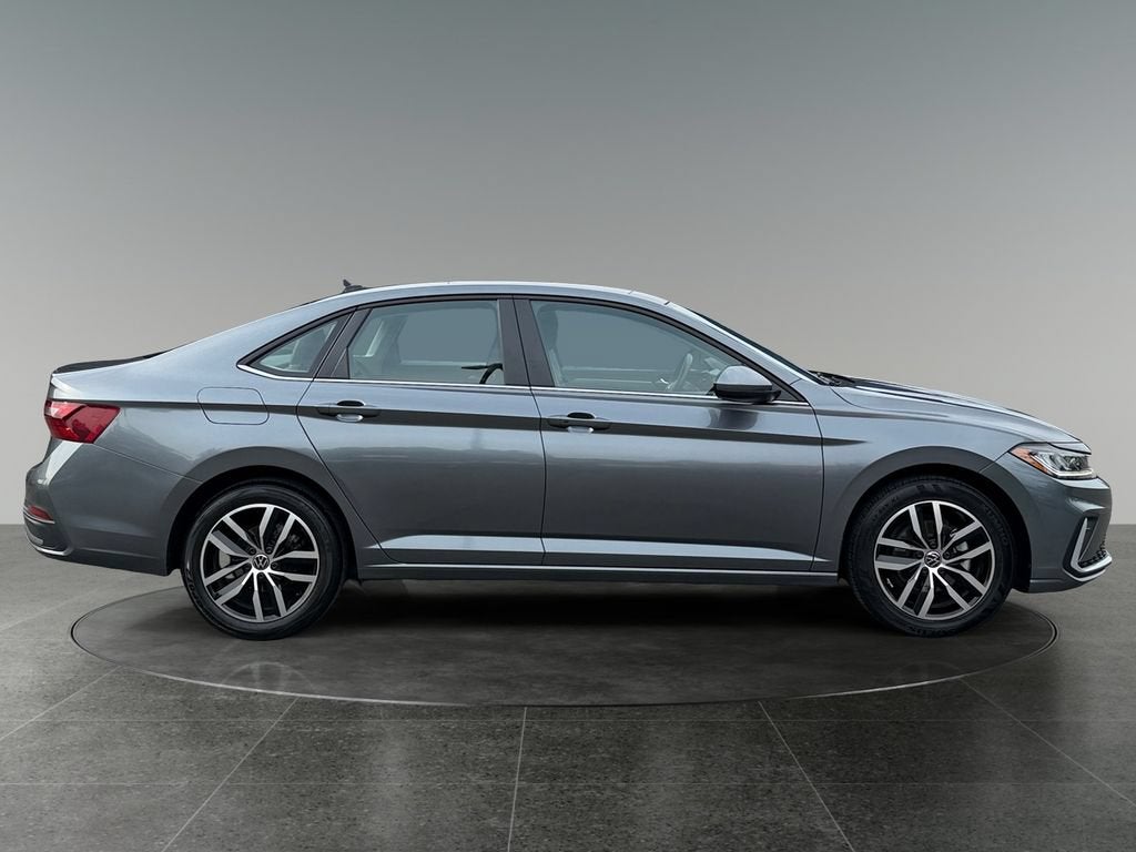 2025 Volkswagen Jetta SE