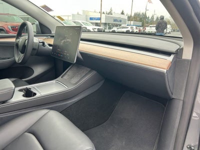 2025 Tesla Model Y Performance