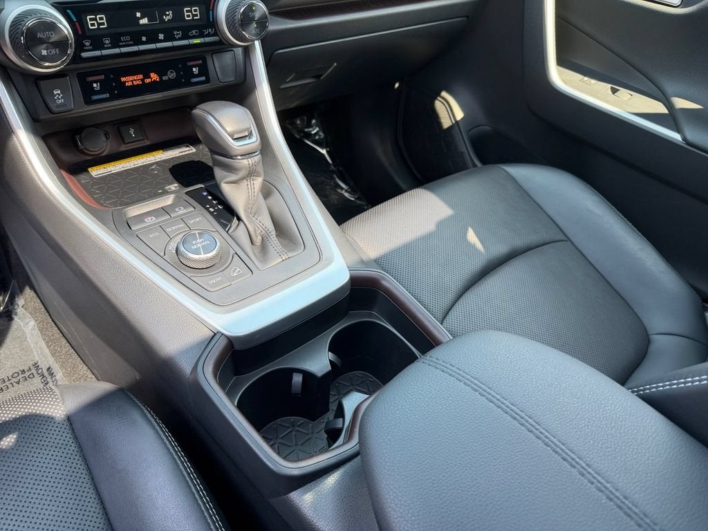 2020 Toyota RAV4 Limited