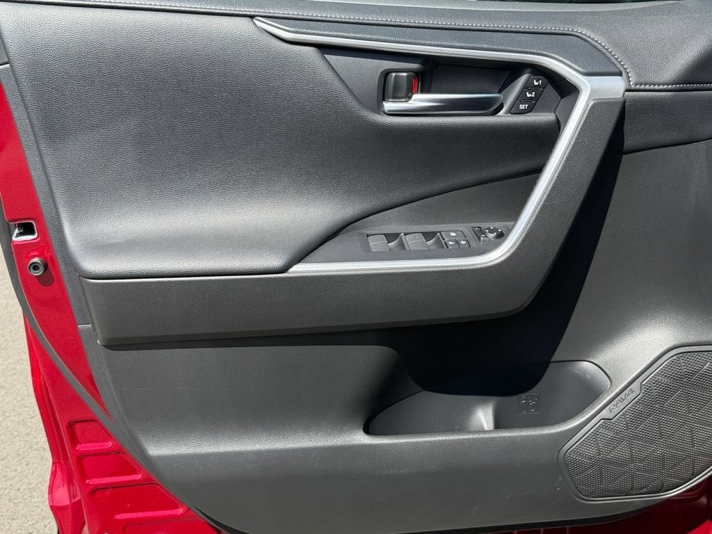 2020 Toyota RAV4 Limited
