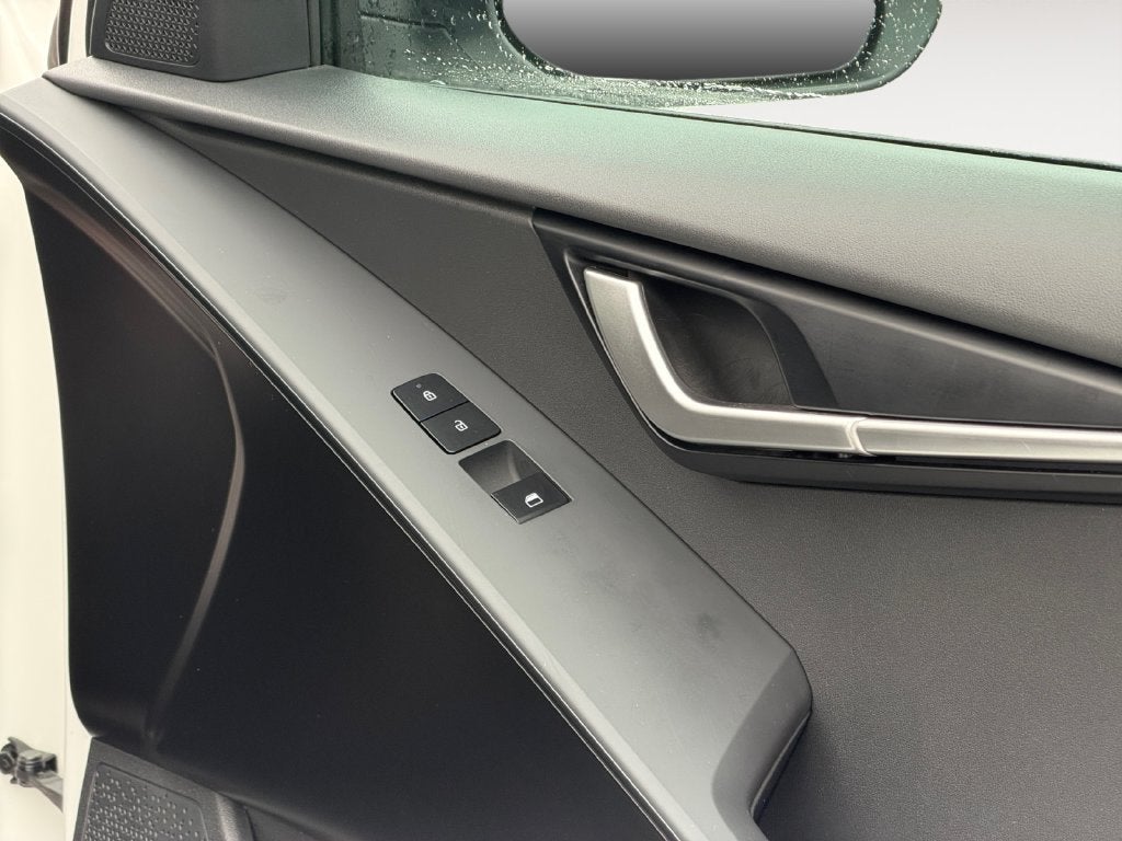 2025 Kia Niro LX