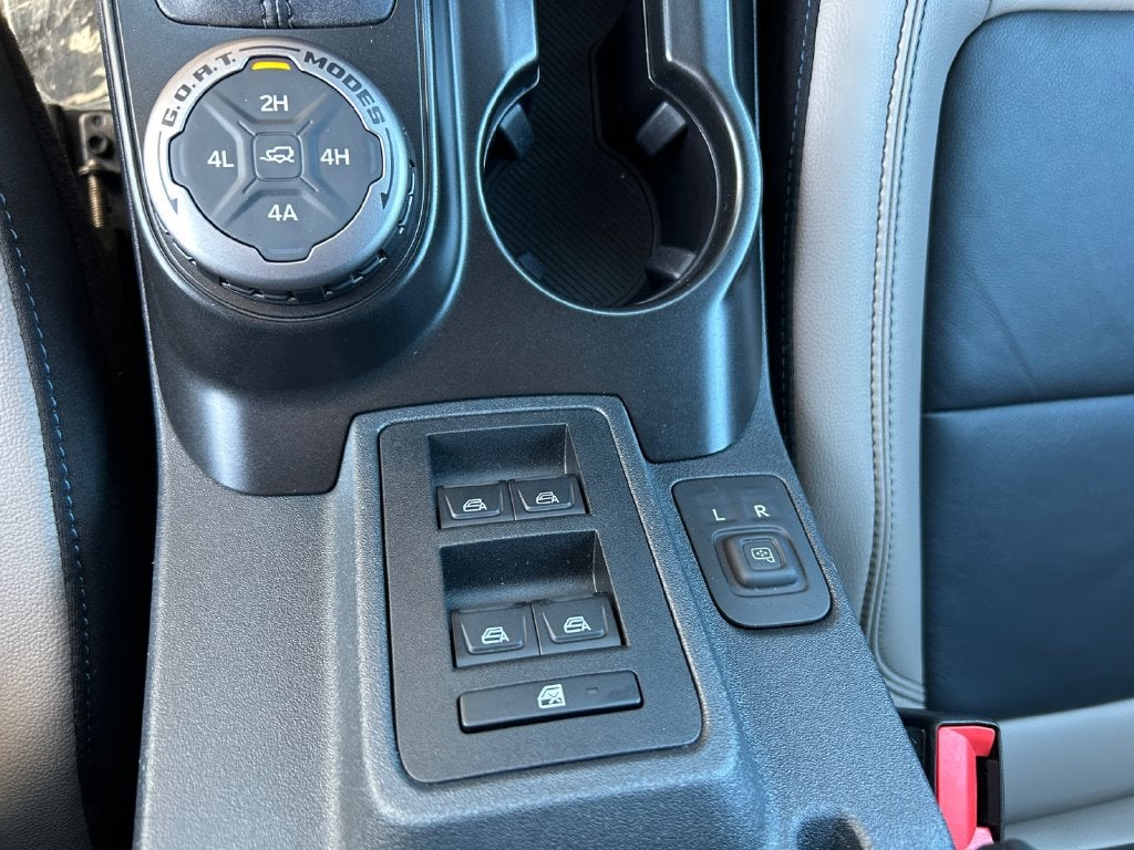 2023 Ford Bronco Base