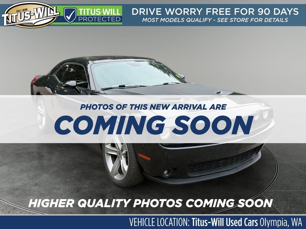 2017 Dodge Challenger R/T's photo