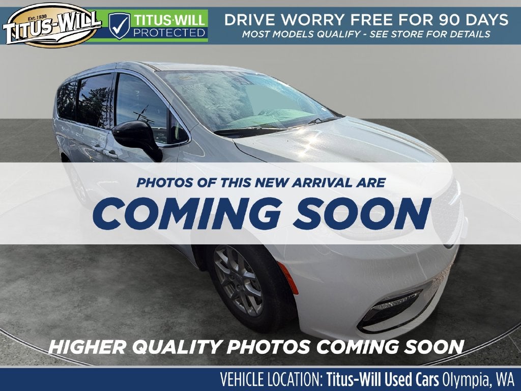 2024 Chrysler Pacifica Touring L