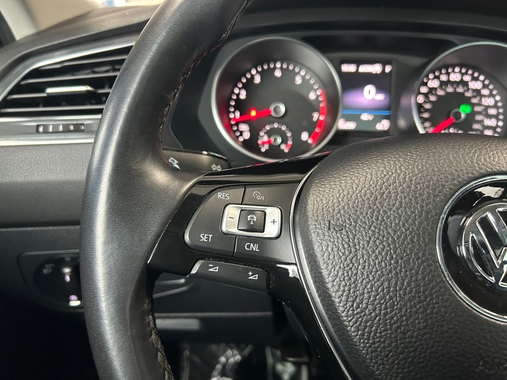 2018 Volkswagen Tiguan 2.0T SEL 4Motion
