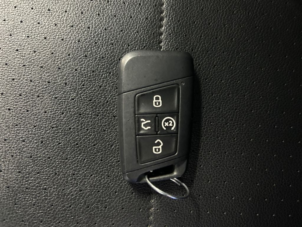 2018 Volkswagen Tiguan 2.0T SEL 4Motion