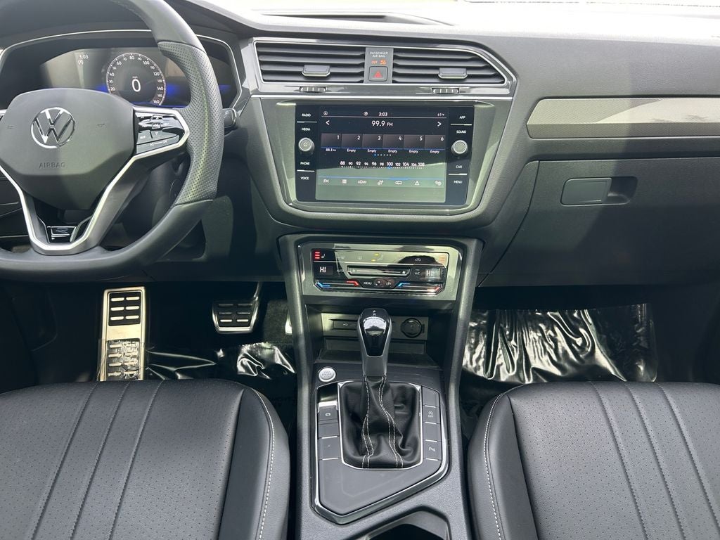 2023 Volkswagen Tiguan 2.0T SE R-Line Black
