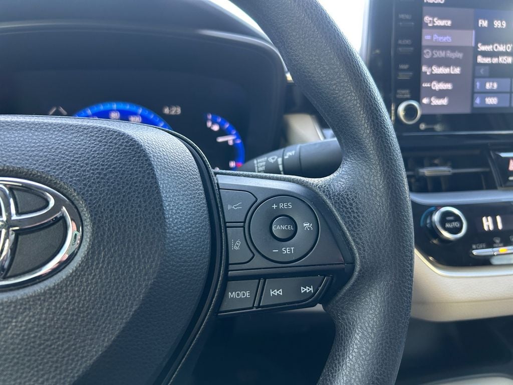 2022 Toyota Corolla Hybrid LE