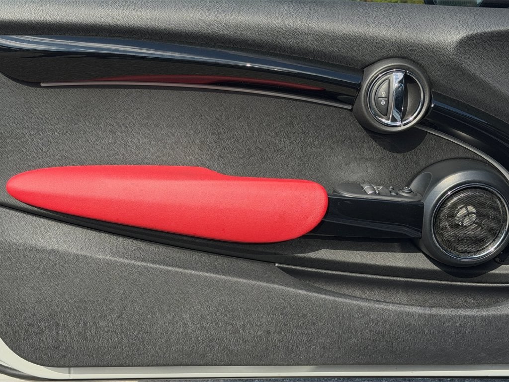 2016 MINI John Cooper Works Base