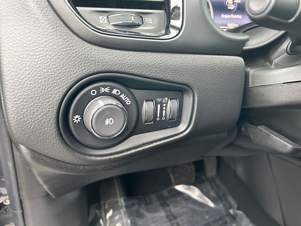 2023 Jeep Renegade Altitude